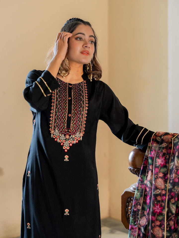 Black-Motifs-Silk-Blend-Yoke-Design-3-Piece-Kurta-Set