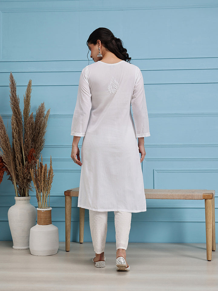 White Cotton Artisan Embroidered Chikankari Kurta