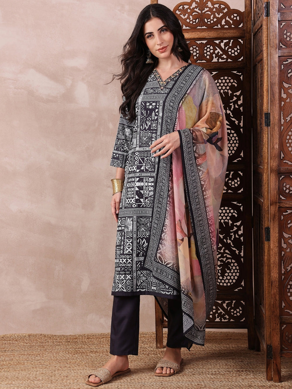 ZERESOUQ-Black-Silk-Blend-Geometric-Printed-3-Piece-Kurta-Set