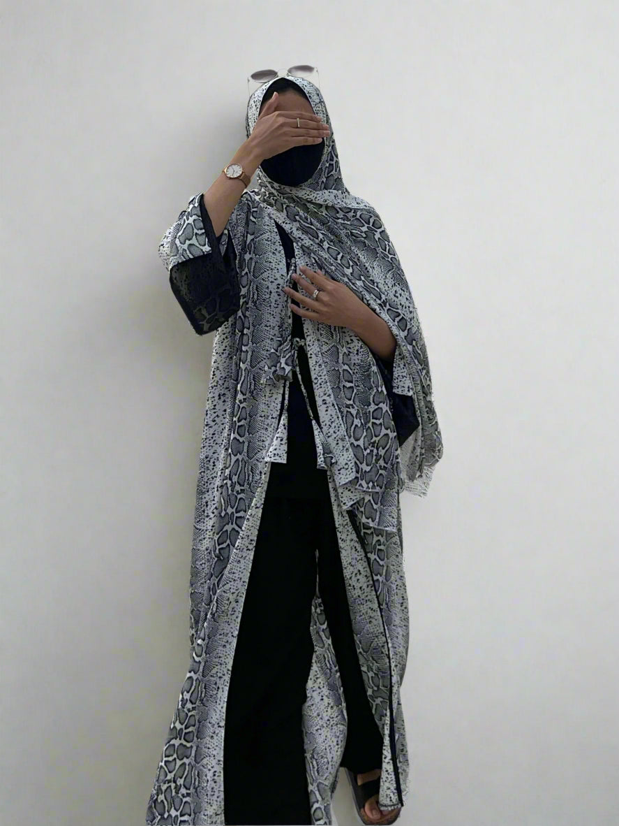 Grey-Georgette-Snake-Print-Kimono-&-Sheila-Set-