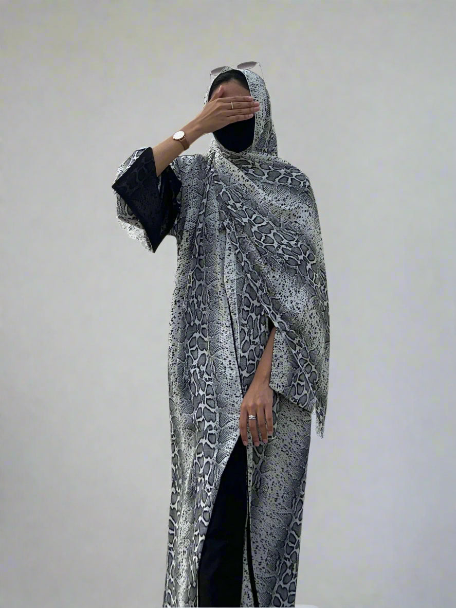 Grey-Georgette-Snake-Print-Kimono-&-Sheila-Set-