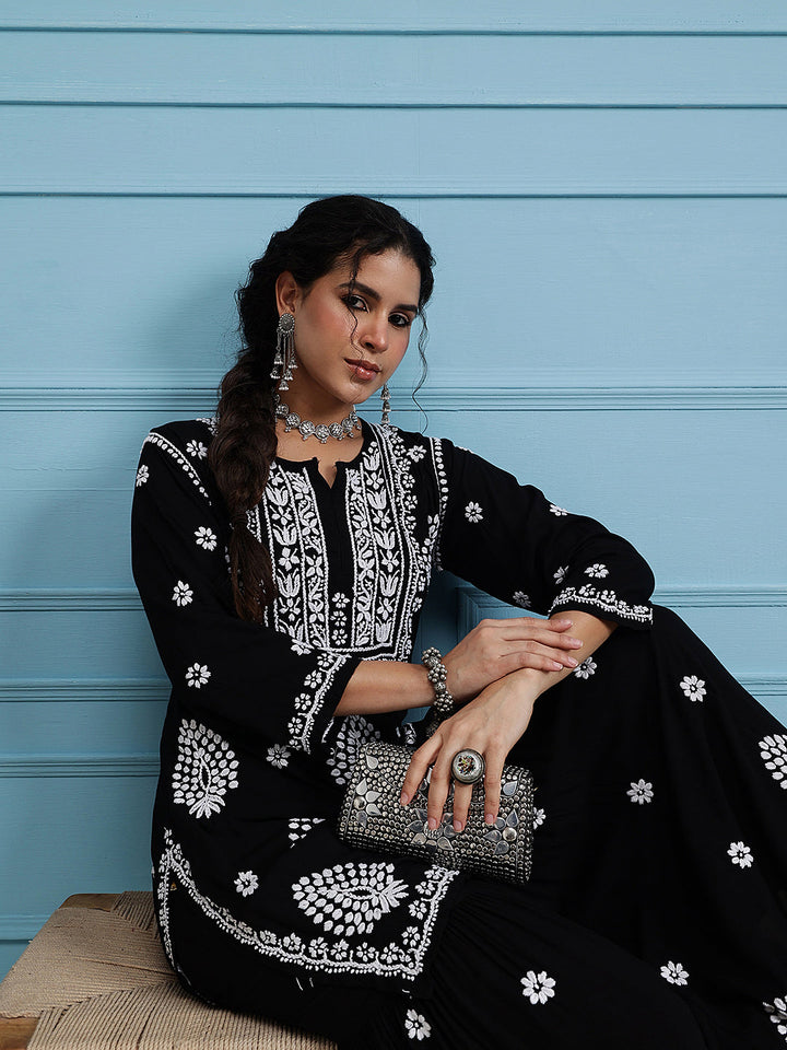 Black-Modal-Lucknowi-Chikankari-Sharara-Set-(Set-Of-2)