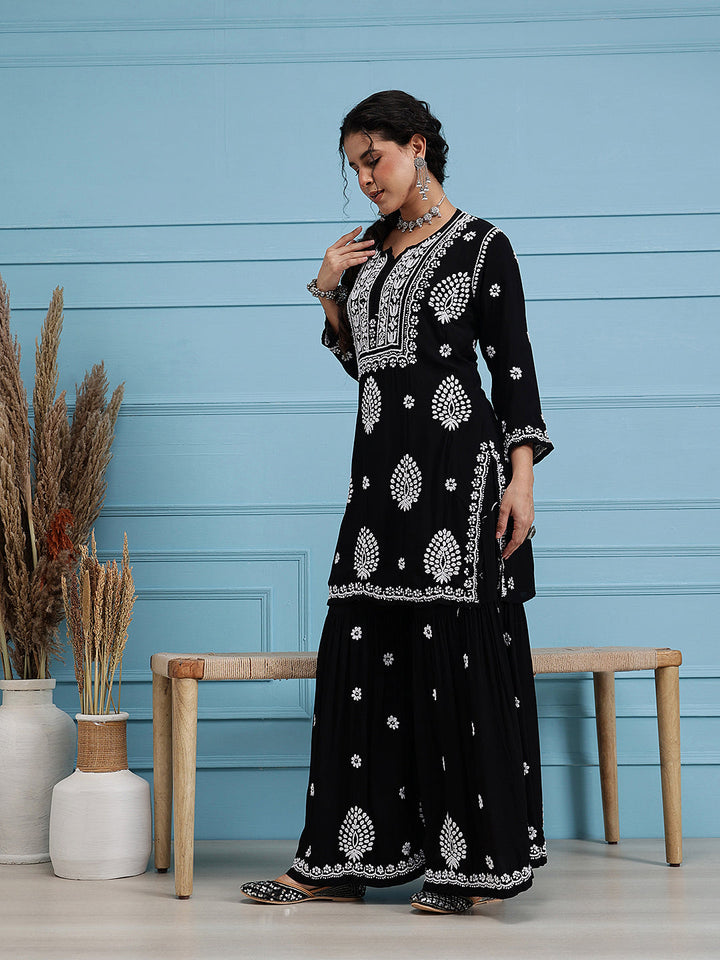 Black-Modal-Lucknowi-Chikankari-Sharara-Set-(Set-Of-2)