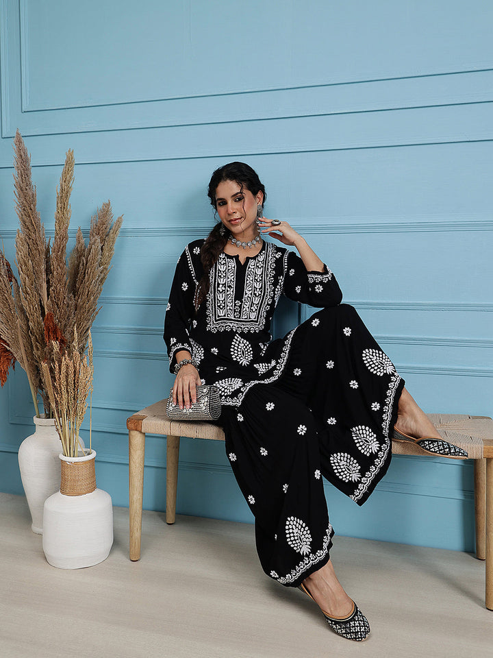 Black-Modal-Lucknowi-Chikankari-Sharara-Set-(Set-Of-2)