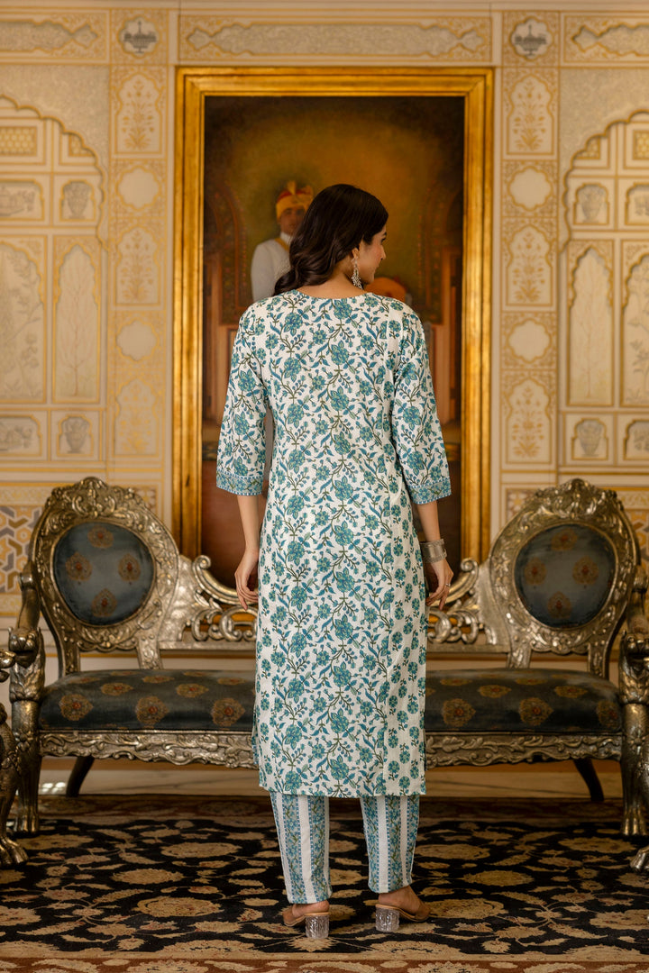 Blue-Cotton-Floral-Printed-3-Piece-Kurta-Set