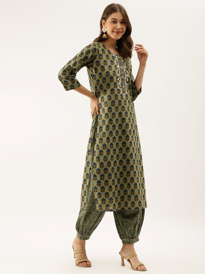 Green-Cotton-Floral-Print-Embroidered-3-Piece-Kurta-Set