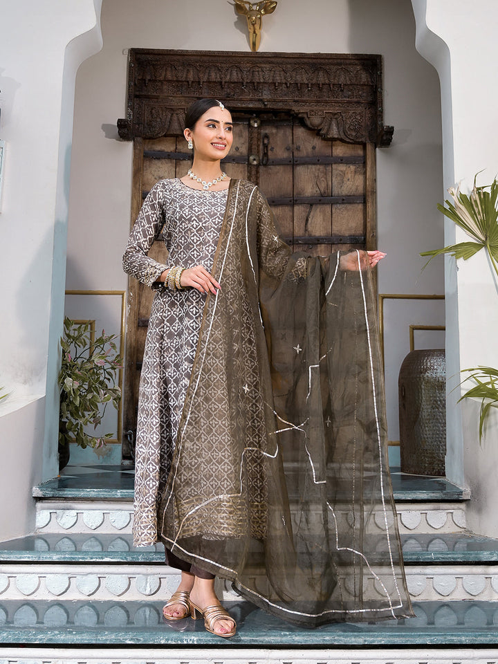 Brown-Muslin-Asymmetric-Print-Anarkali-3-Piece-Kurta-Set