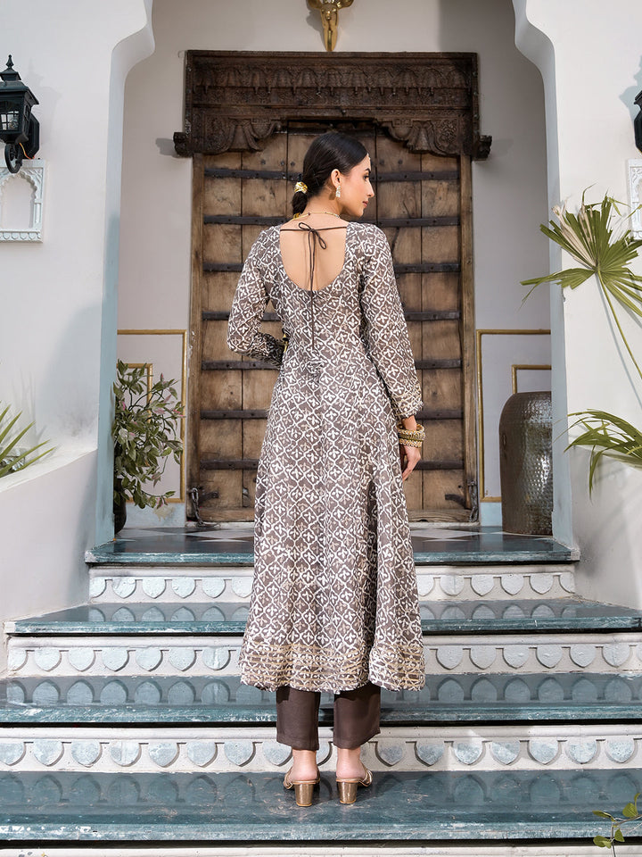 Brown-Muslin-Asymmetric-Print-Anarkali-3-Piece-Kurta-Set