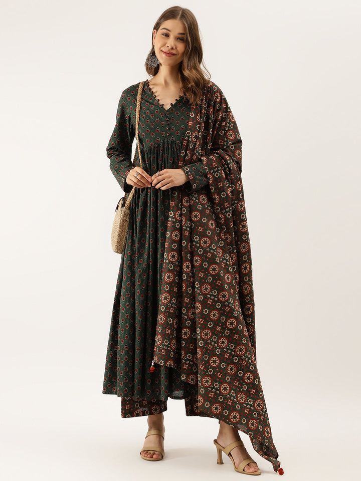 Green-Cotton-Floral-Print-3-Piece-Kurta-Set