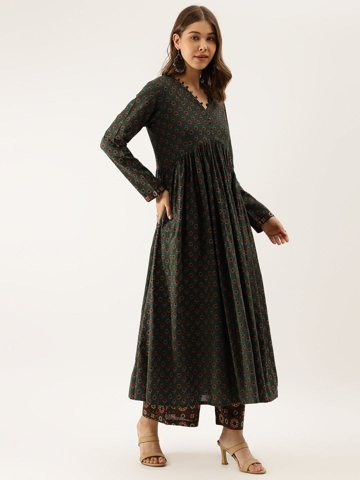 Green-Cotton-Floral-Print-3-Piece-Kurta-Set