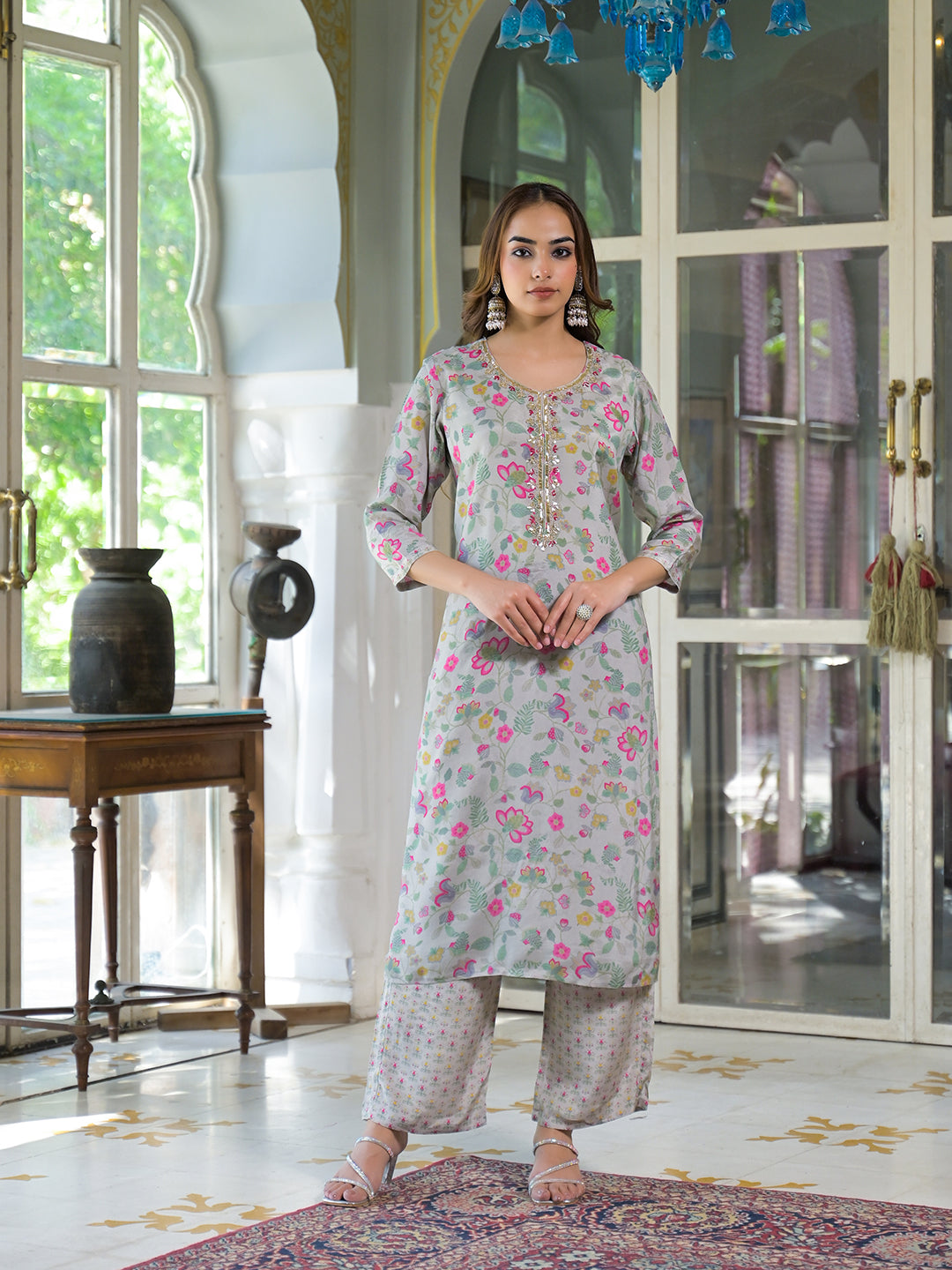 Light-Grey-Muslin-Floral-3-Piece-Kurta-Set