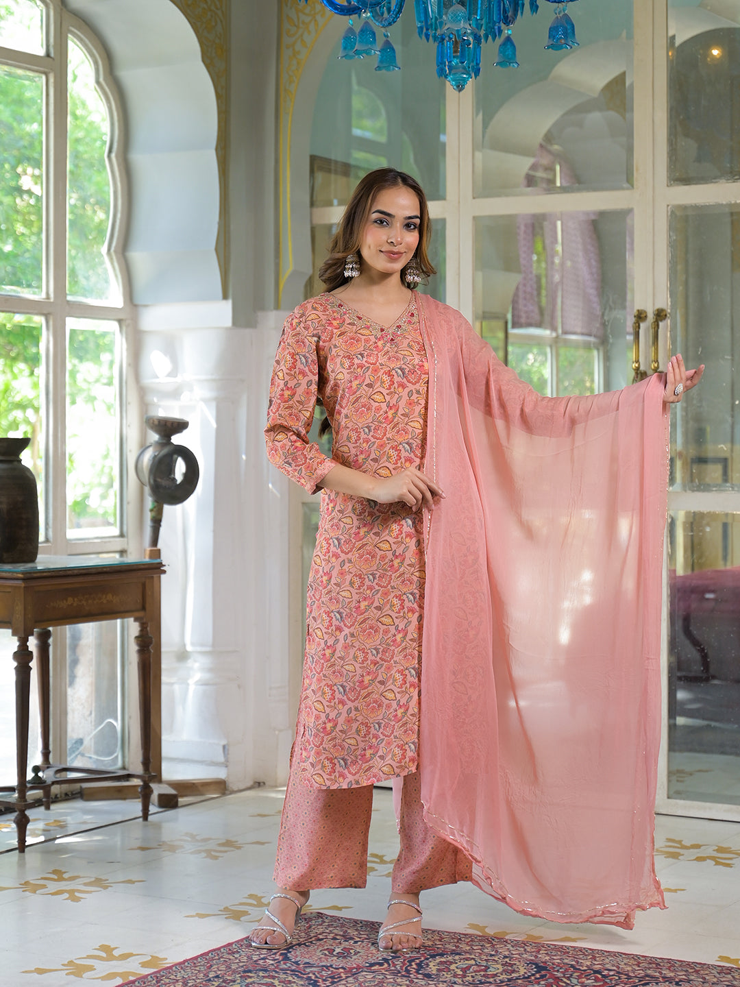 Peach-Muslin-Floral-3-Piece-Kurta-Set