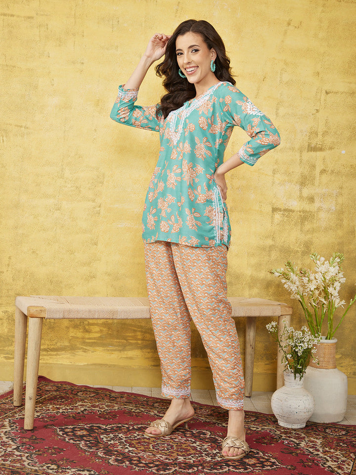 Green-&-Beige-Muslin-Chikankari-Printed-2-Piece-Kurta-Set