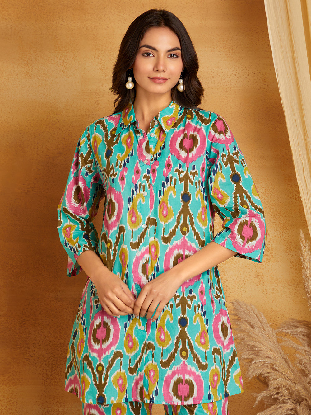 Green with Multicolored Ikkat Print Co-Ord Set (Set of 2)