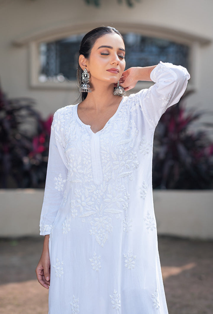 ZERESOUQ-Gulaal-White-Rayon-Chikankari-kurta