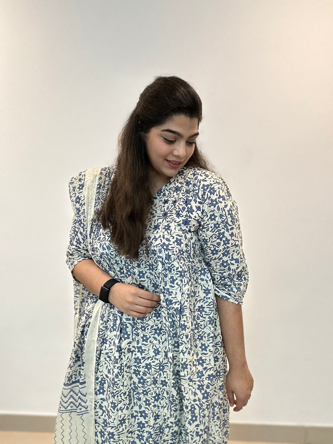 Gulnar Blue & White Cotton Sanganeri Block Print Kurta Set
