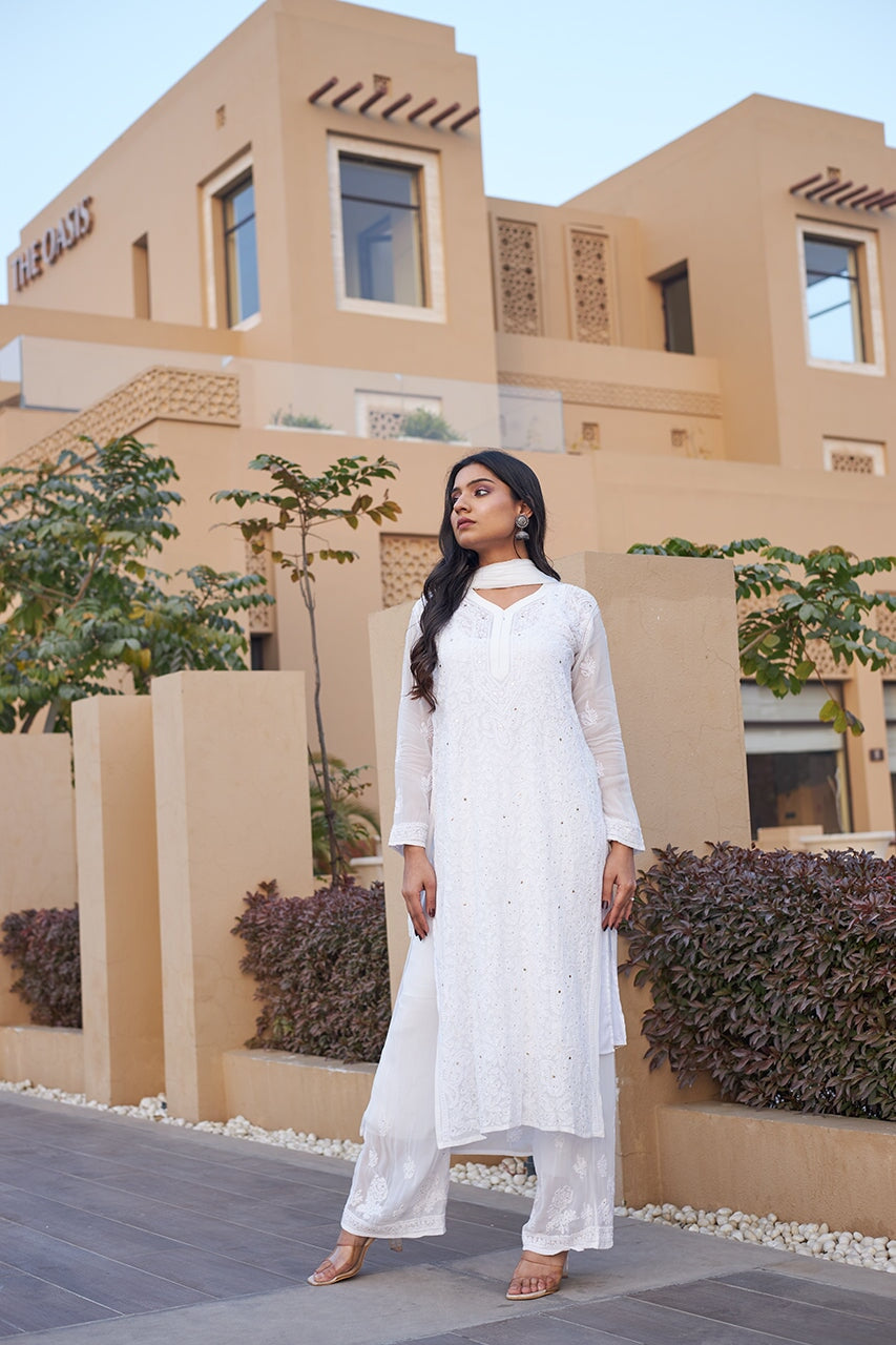 ZERESOUQ-Zuri-White-Georgette-kurta-&-Palazzo-With-Dupatta-&-Inner