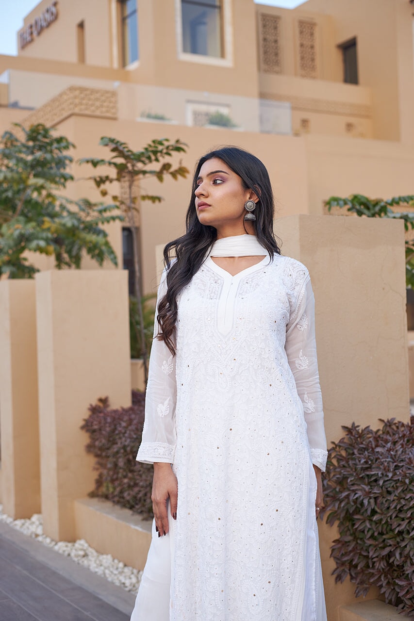 ZERESOUQ-Zuri-White-Georgette-kurta-&-Palazzo-With-Dupatta-&-Inner