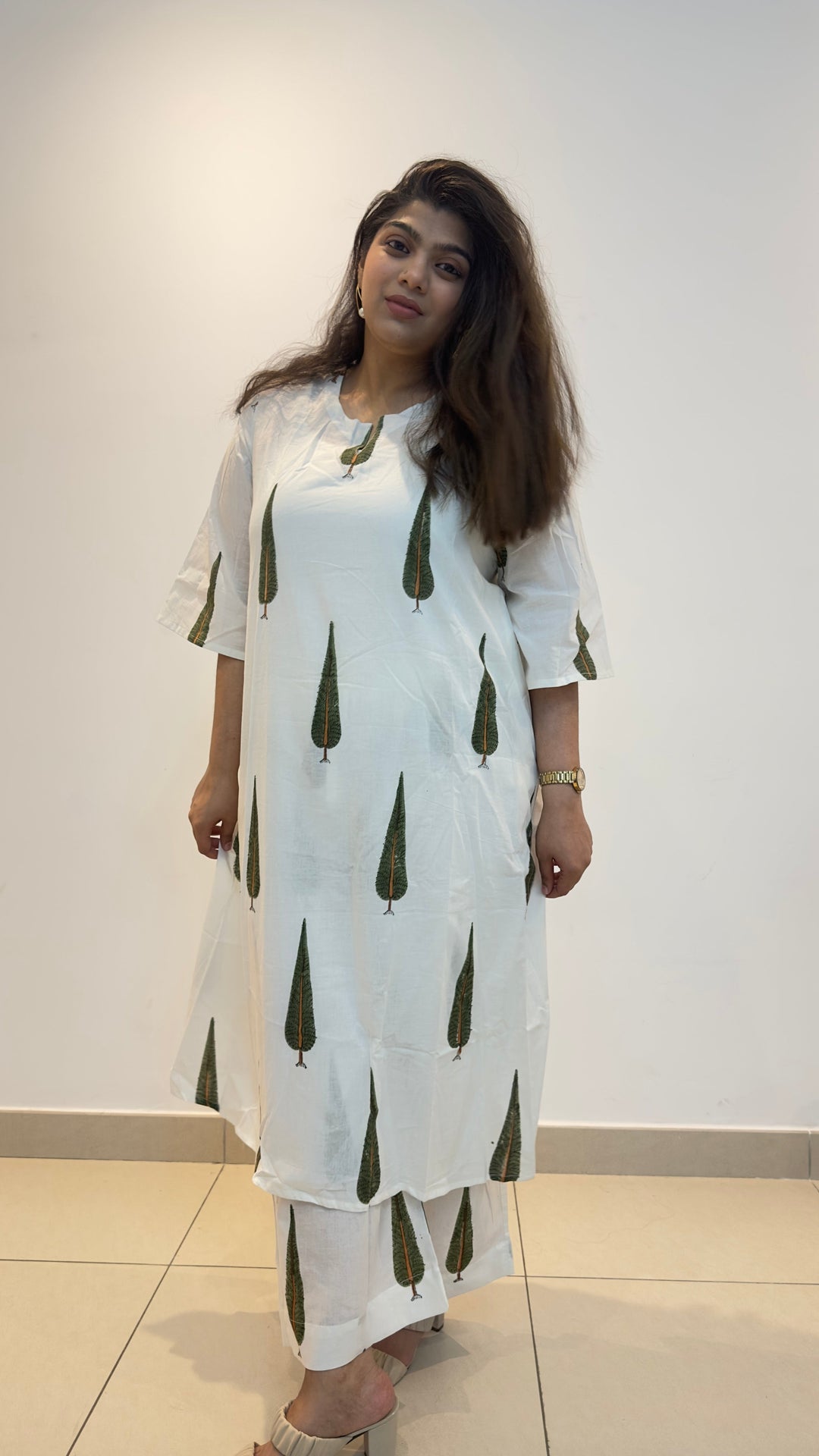 White-&-Green-Cotton-Vṛksha-Kurta-&-Pant-Set