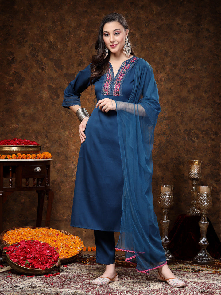 Teal-Blue-Crepe-Solid-Embroidered-3-Piece-Kurta-Set