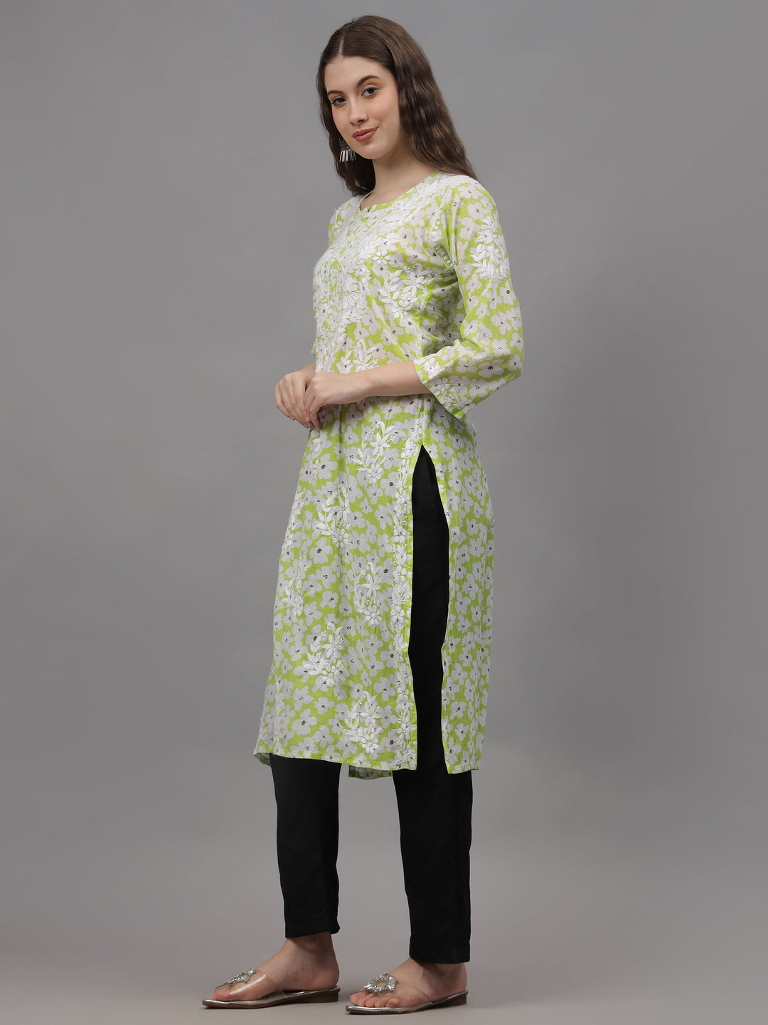 Light-Pista-Green-Mulmul-Embroidered-Chikankari-Kurti