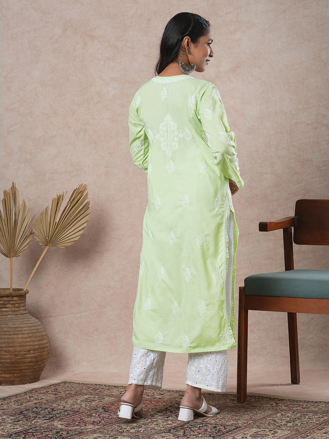 Liril-Green-Cotton-Embroidered-Chikankari-Kurta