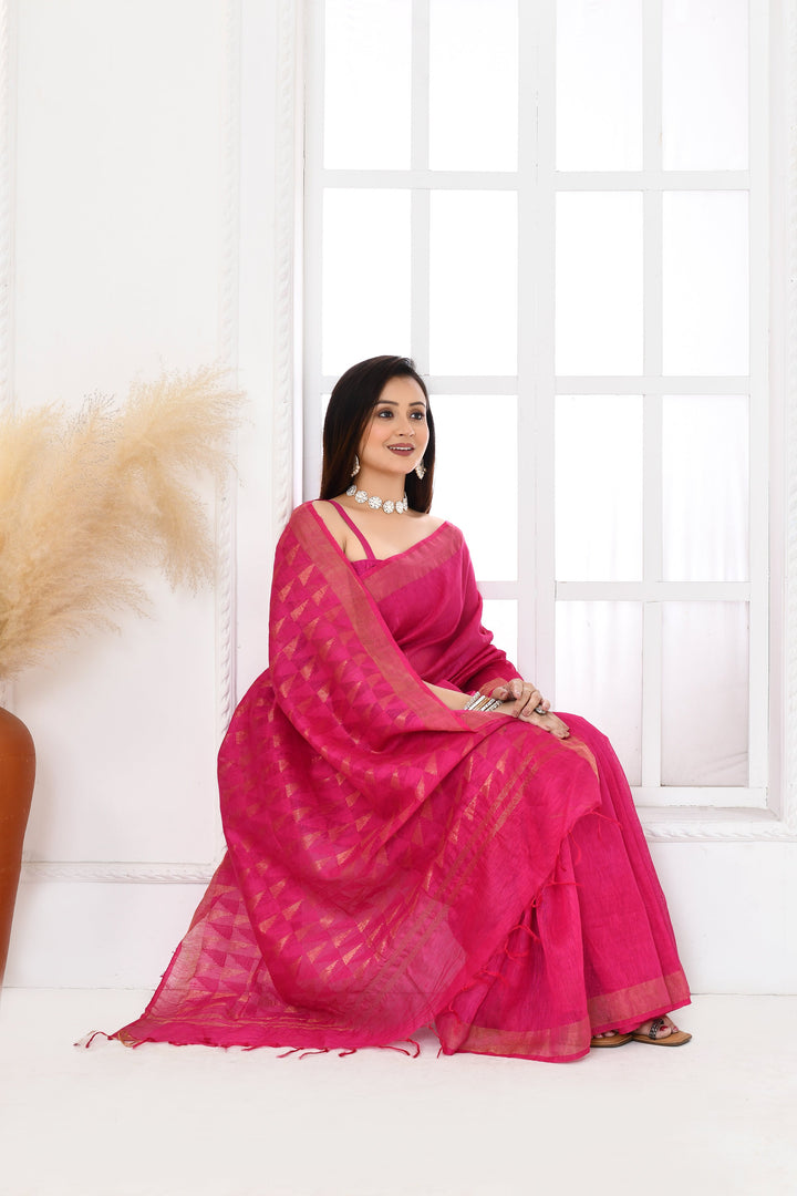 Magenta-Tussar-Linen-Handloom-Saree-With-Woven-Zari-Pallu