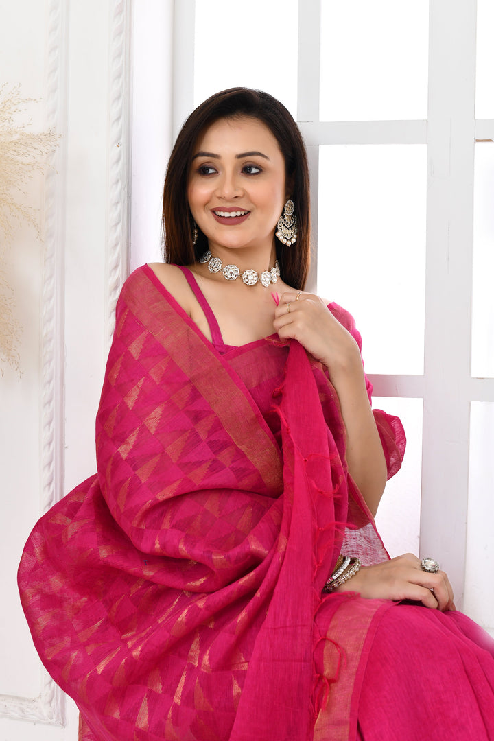Magenta-Tussar-Linen-Handloom-Saree-With-Woven-Zari-Pallu
