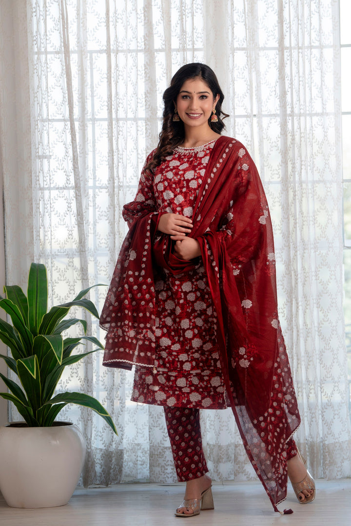 Maroon-Cotton-Floral-Printed-3-Piece-Kurta-Set