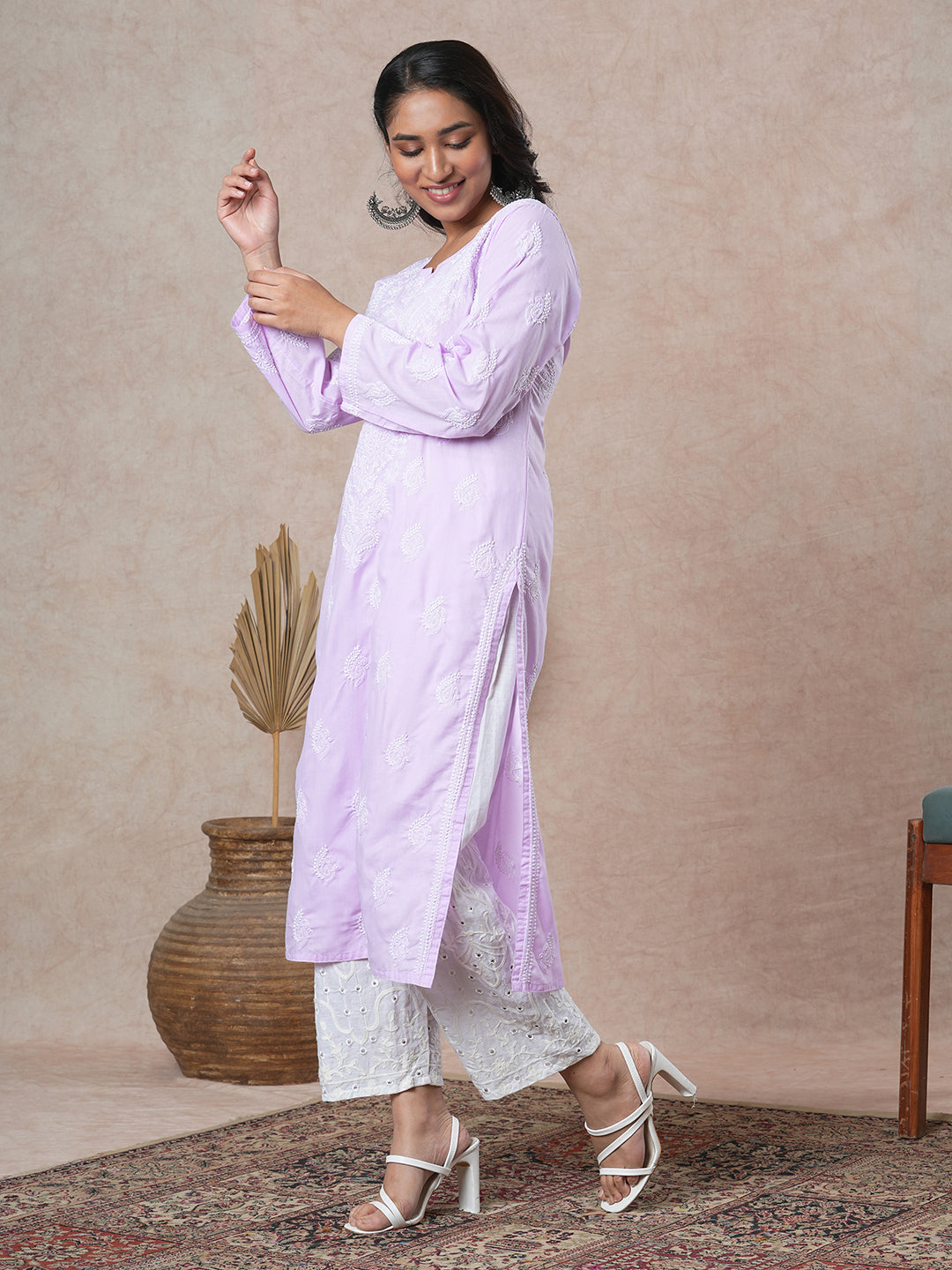 Mauve-Cotton-Embroidered-Chikankari-Kurta