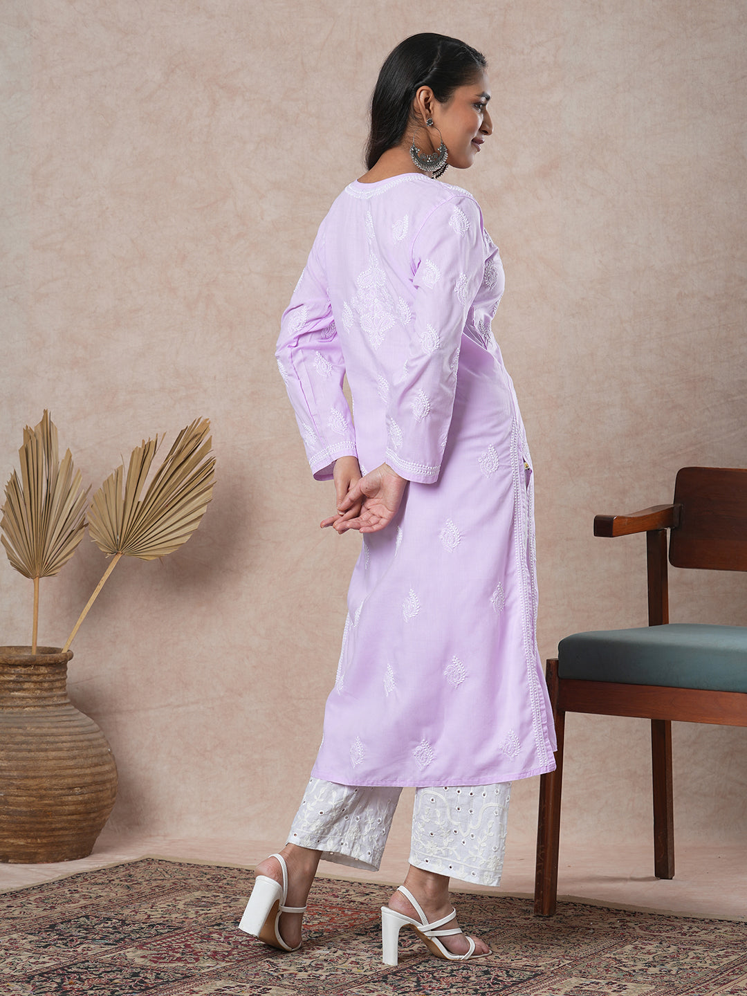 Mauve-Cotton-Embroidered-Chikankari-Kurta