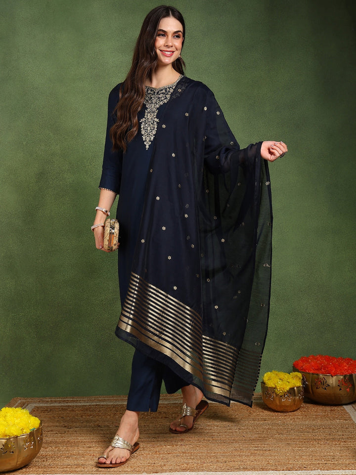 ZERESOUQ-Navy-Blue-Silk-Blend-Solid-Embroidered-3-Piece-Kurta-Set