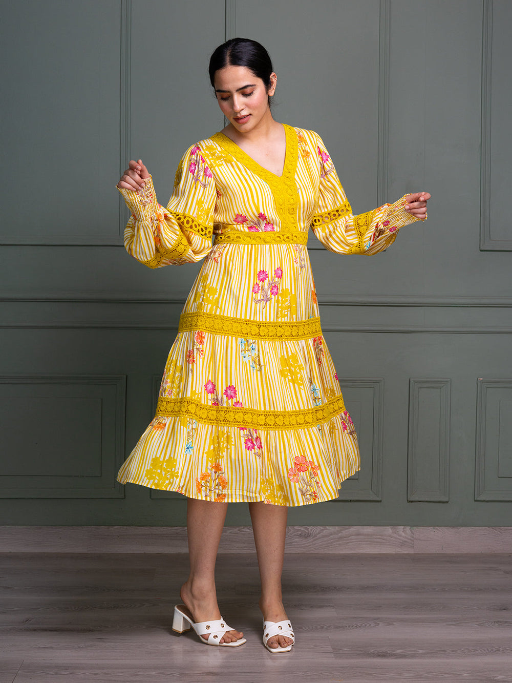 Yellow-Cotton-Floral-Stripe-Printed-Midi-Dress