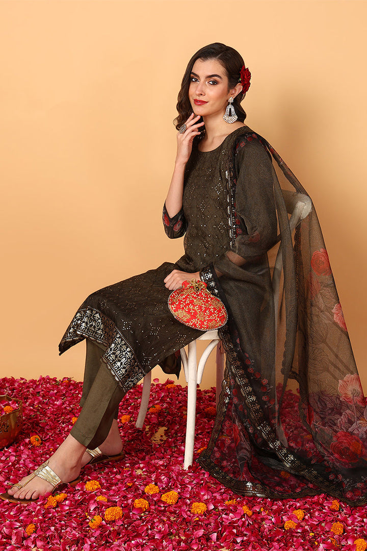 ZERESOUQ-Green-Organza-Floral-Embroidered-Straight-3-Piece-Kurta-Set