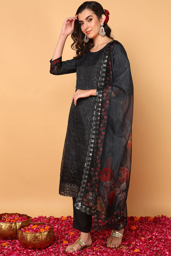 ZERESOUQ-Black-Organza-Floral-Embroidered-Straight-3-Piece-Kurta-Set