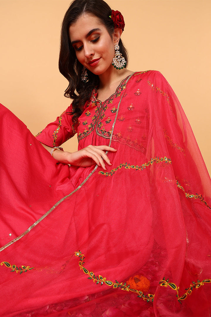 ZERESOUQ-Pink-Silk-Blend-Solid-Embroidered-Flared-3-Piece-Kurta-Set