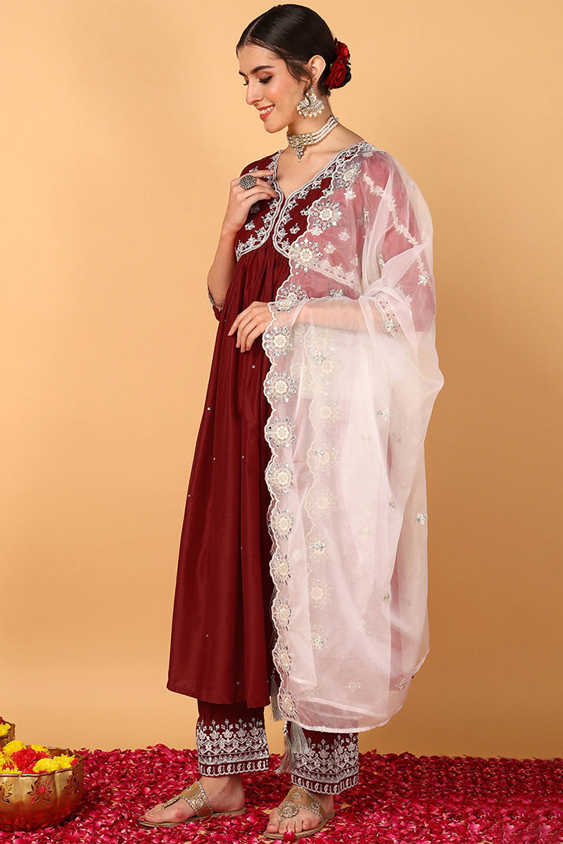 ZERESOUQ-Red-Silk-Blend-Solid-Embroidered-Flared-3-Piece-Kurta-Set