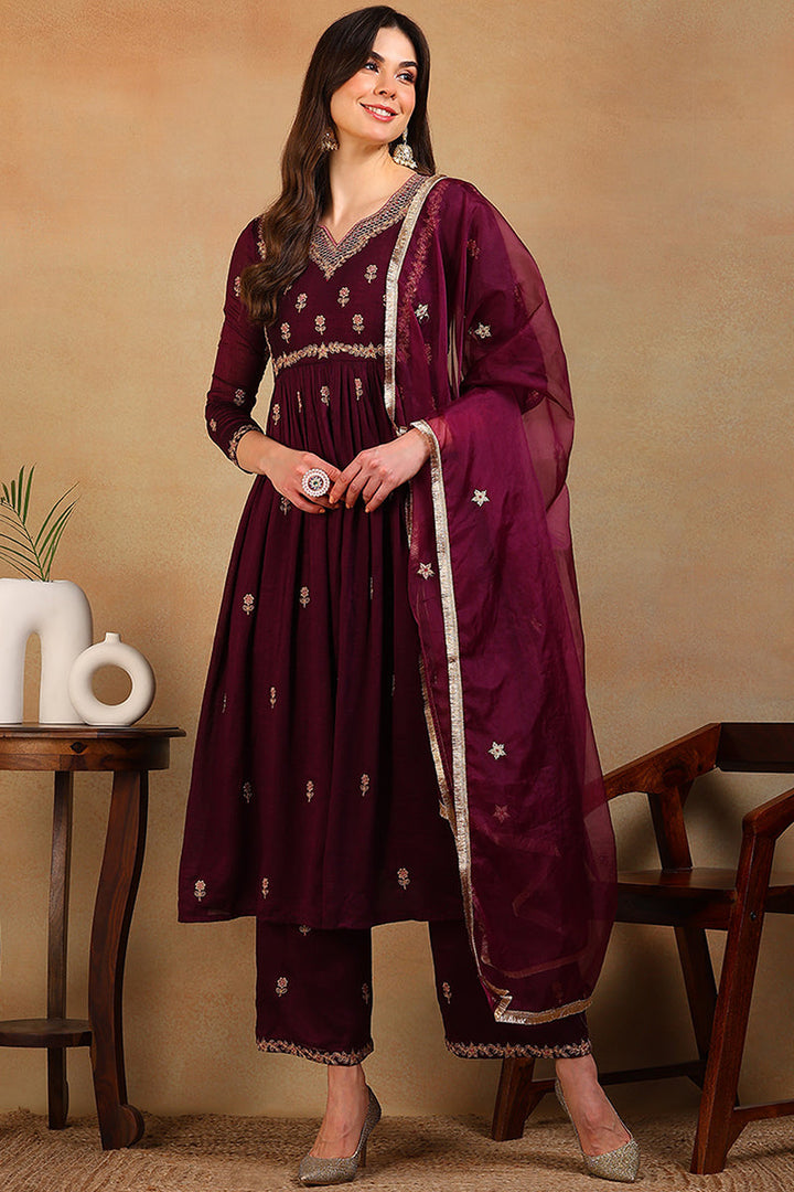 ZERESOUQ-Purple-Silk-Blend-Solid-Embroidered-Flared-3-Piece-Kurta-Set