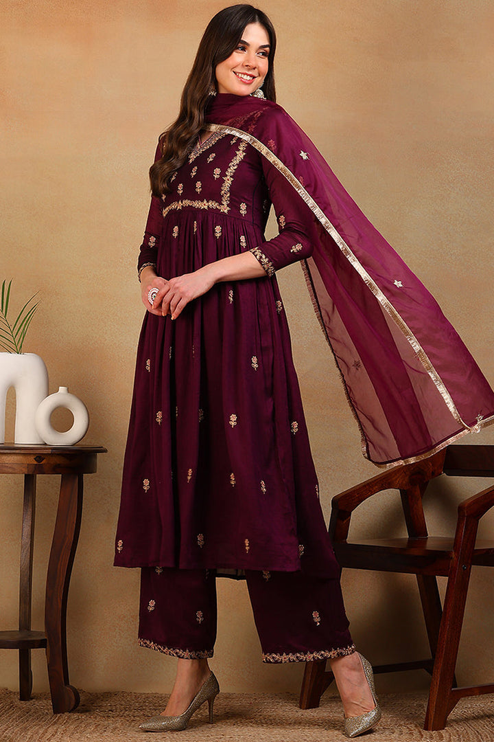 ZERESOUQ-Purple-Silk-Blend-Solid-Embroidered-Flared-3-Piece-Kurta-Set