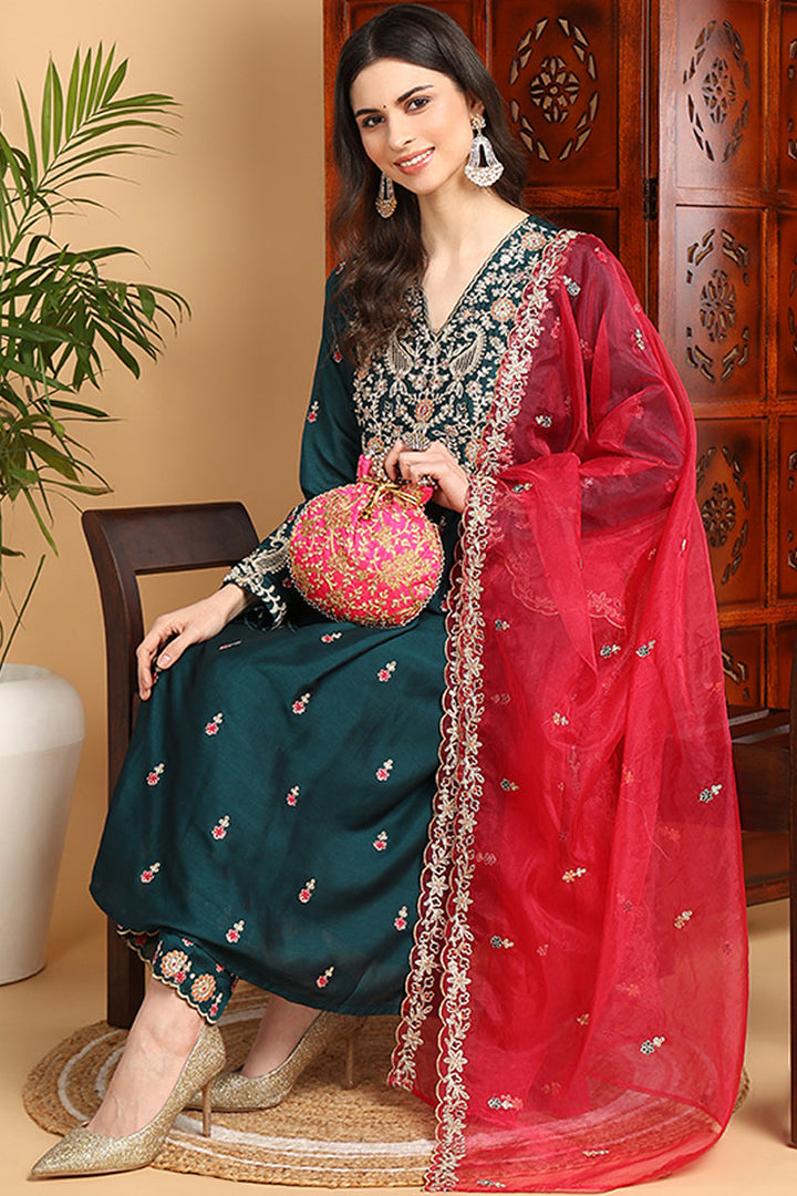 Green-Silk-Blend-Solid-Yoke-Design-Flared-Kurta-Set