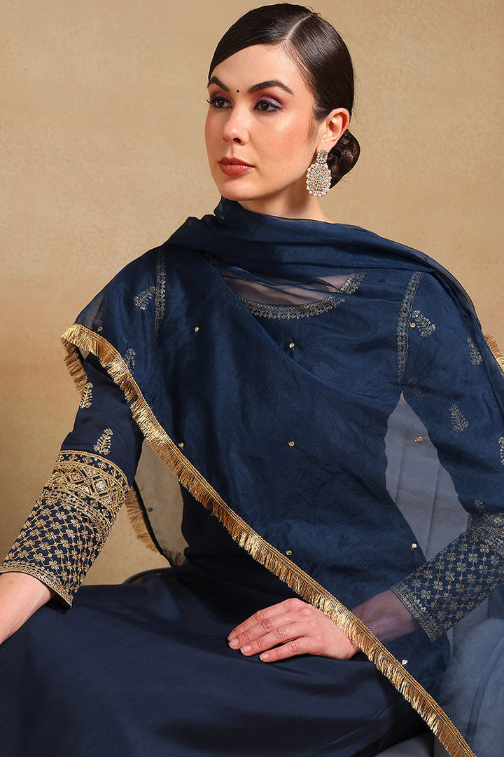 ZERESOUQ-Teal-Silk-Blend-Solid-Embroidered-Straight-3-Piece-Kurta-Set