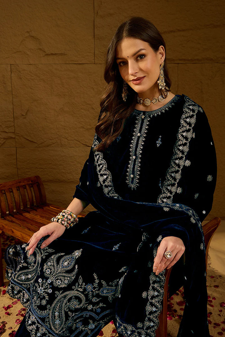 Blue Velvet Solid Embroidered Straight 3-Piece Suit Set
