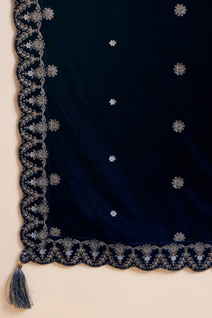 Blue Velvet Solid Embroidered Straight 3-Piece Suit Set