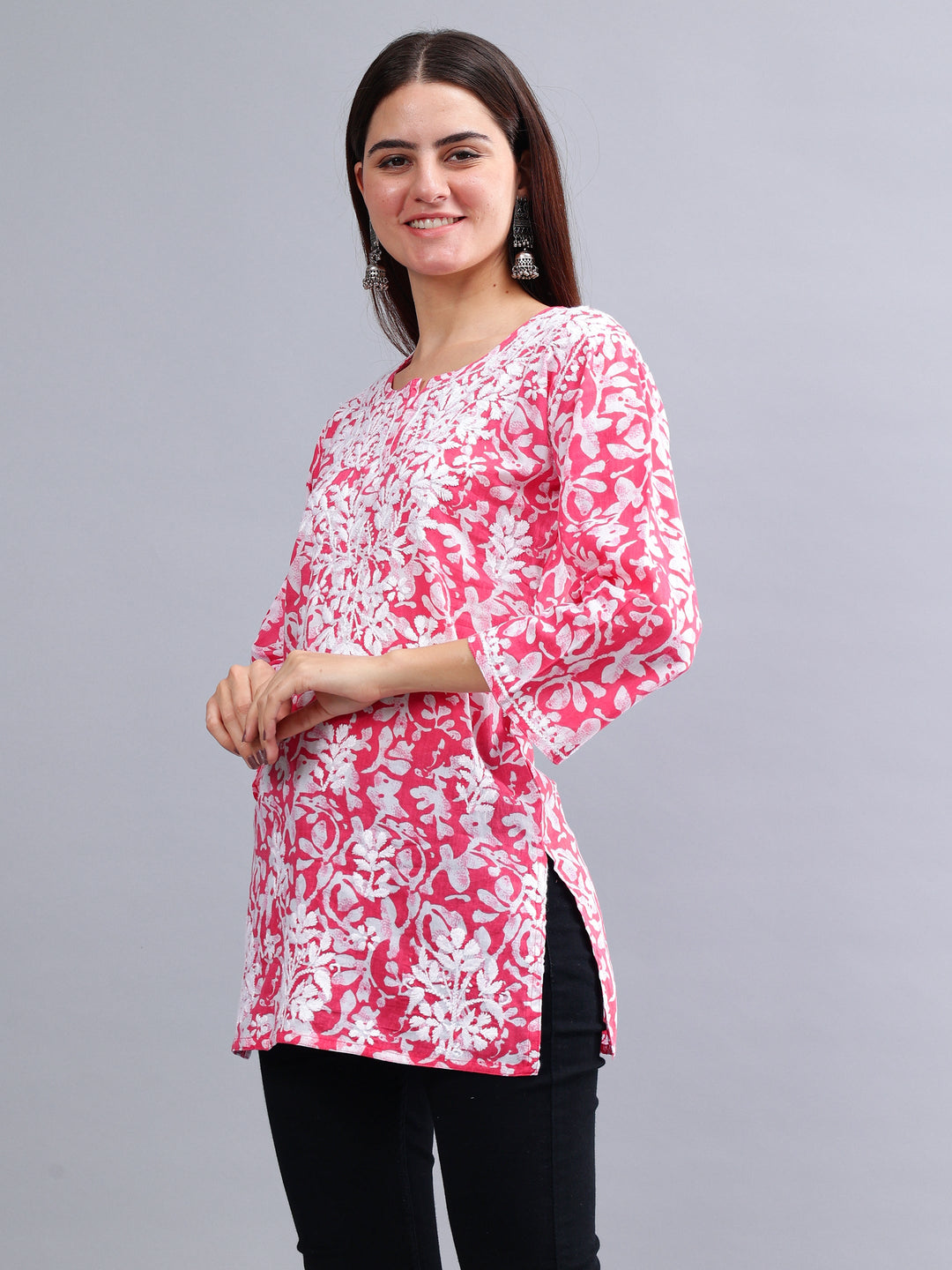 Pink-Cotton-Embroidered-Chikankari-Short-Tunic