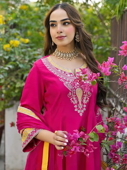Pink-Silk-Blend-Embroidered-3-Piece-Kurta-Set