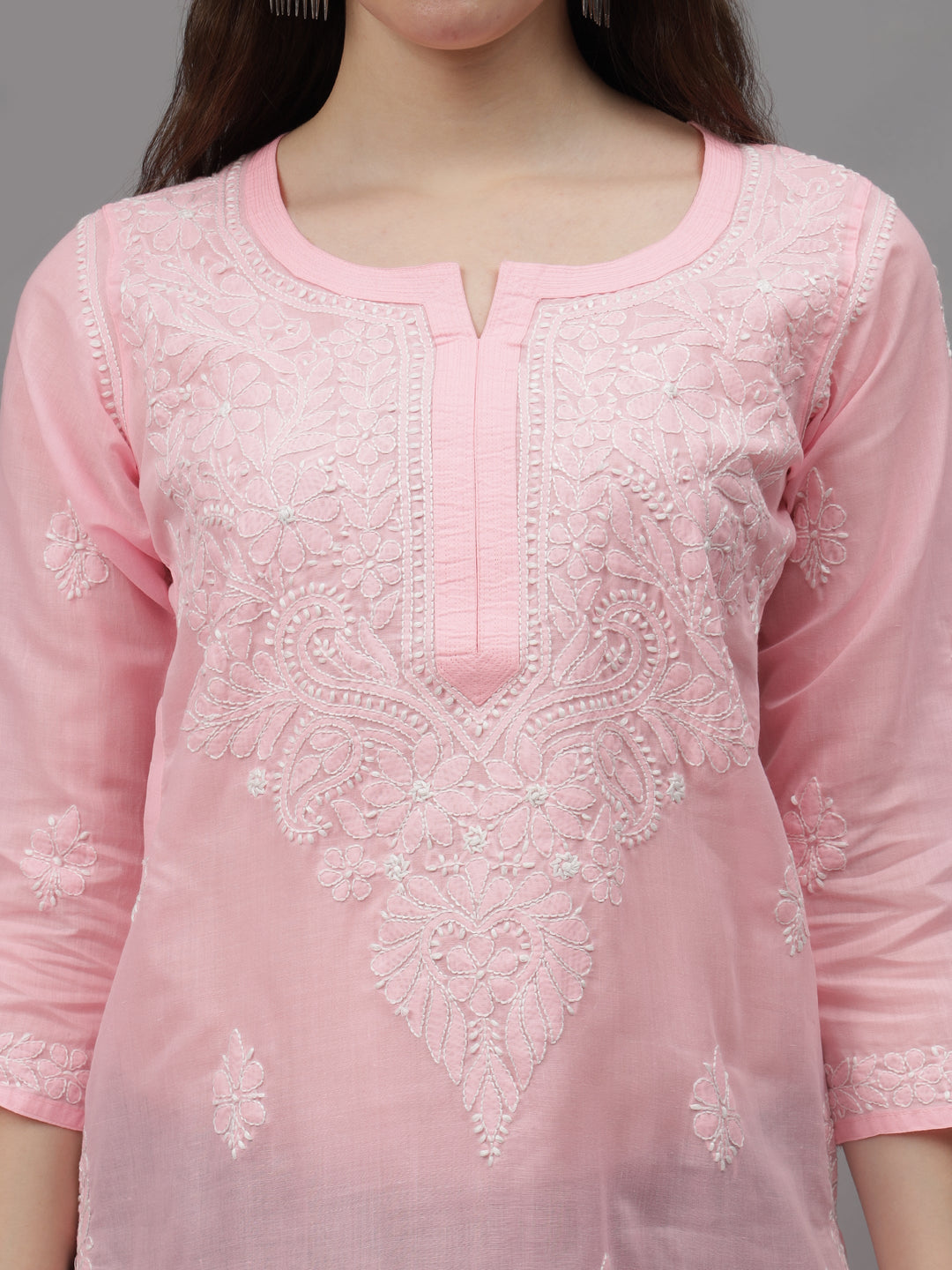Pink-&-White-Cotton-Embroidery-Chikankari-Kurta