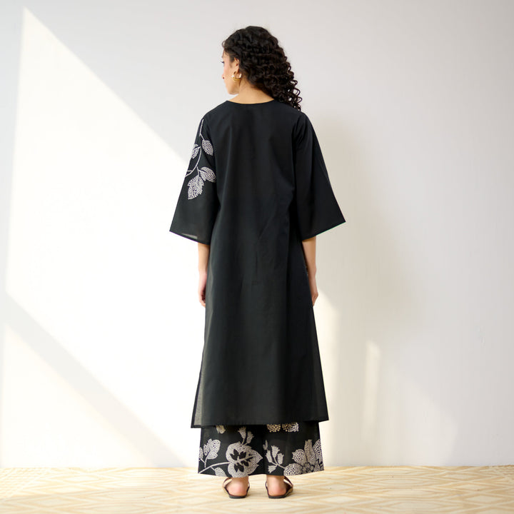 Black-Cotton-Meadow-Patchwork-2-Piece-Kurta-Set