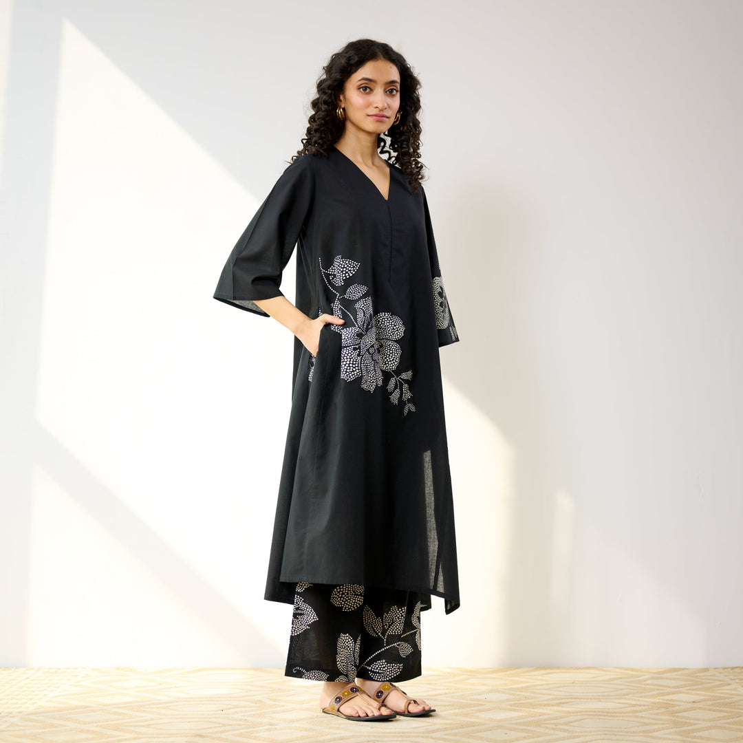 Black-Cotton-Meadow-Patchwork-2-Piece-Kurta-Set