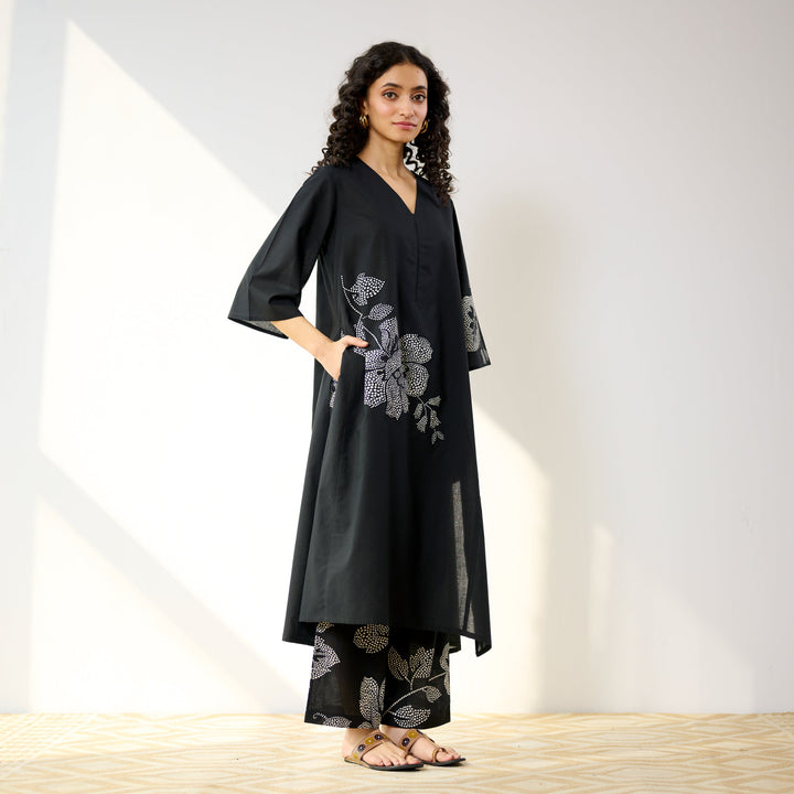 Black-Cotton-Meadow-Patchwork-2-Piece-Kurta-Set