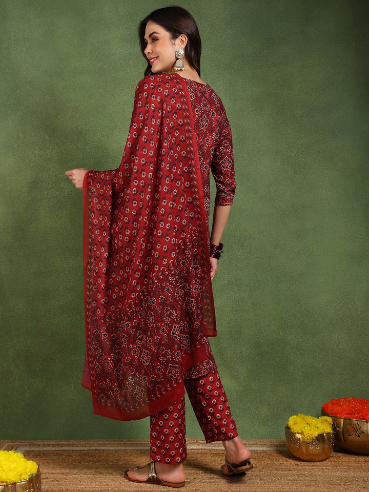 ZERESOUQ-Red-Cotton-Blend-Floral-Printed-Straight-3-Piece-Kurta-Set